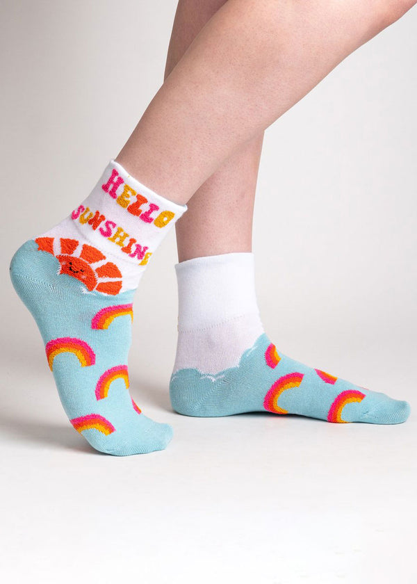 VIntage camera silhouettes on fun men's socks are fun and stylish.