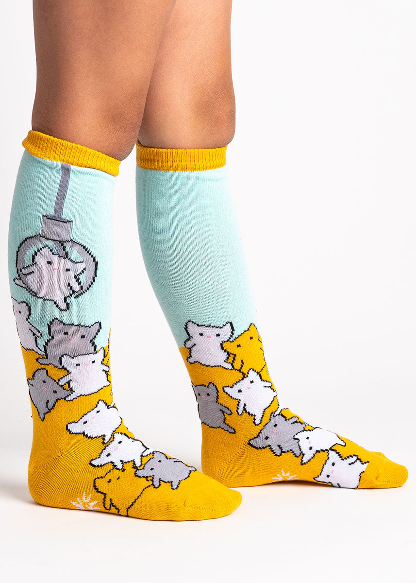 Fuzzy Non-Skid Slipper Socks - Unicorn & Rainbow - mommie chic & me