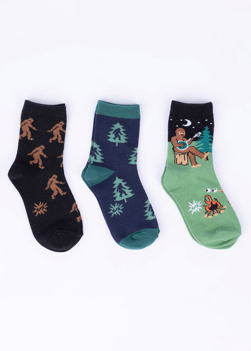 https://www.crazysocks.com/cdn/shop/products/sasquatch-kids-socks-3-pack_1600x.jpg?v=1663729531