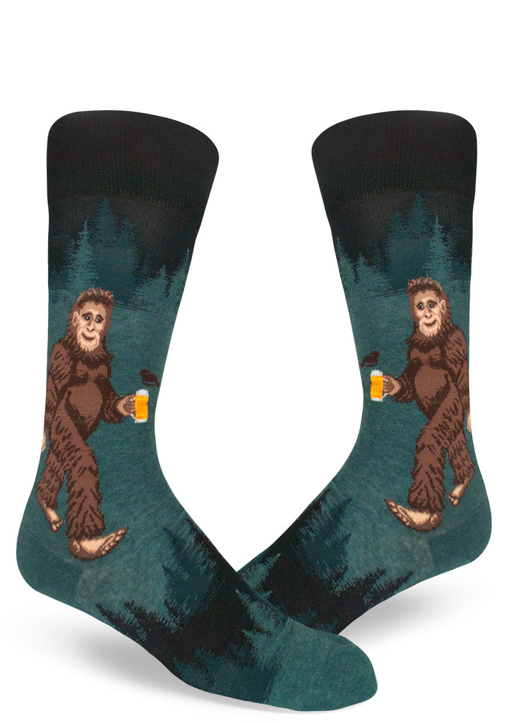 https://www.crazysocks.com/cdn/shop/products/sasquatch-mens-socks-bigfoot-beer_1024x1024.jpg?v=1571438717